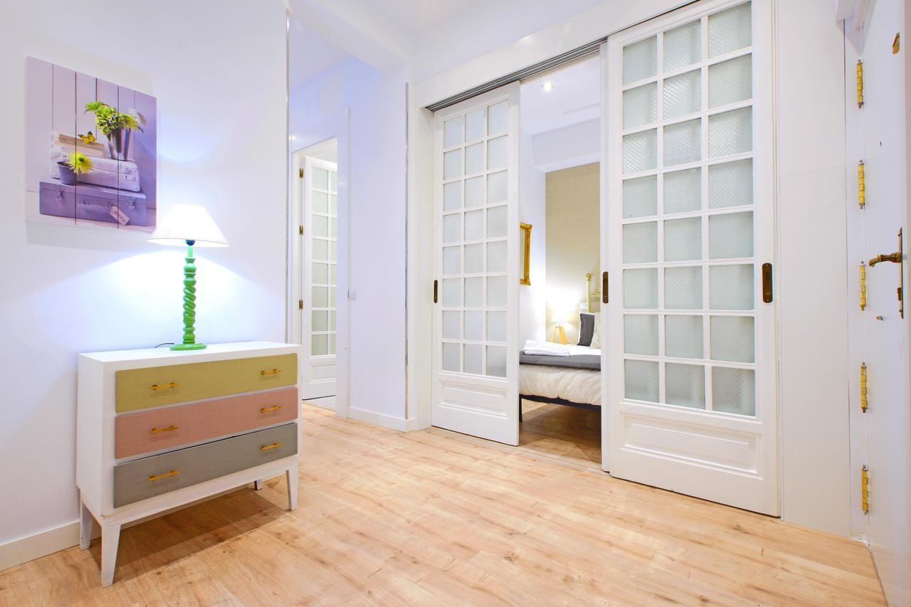 Appartamento Reina Sofia Boutique I Madrid Esterno foto