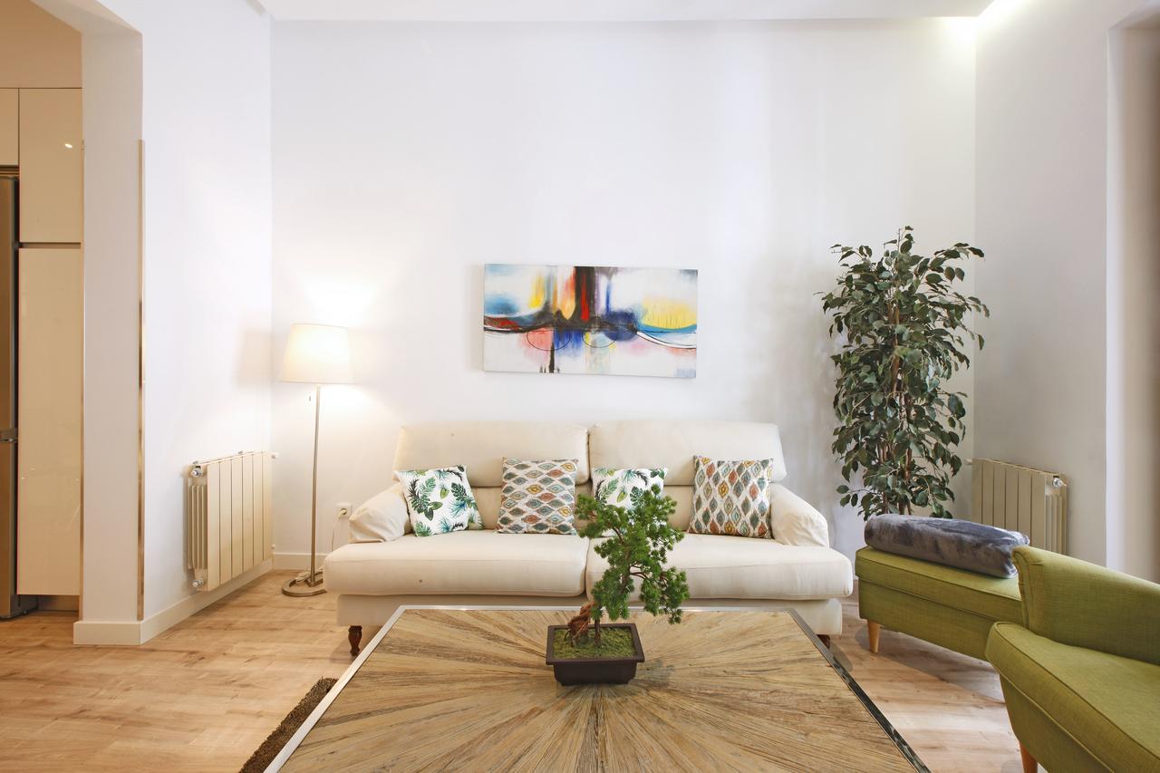Appartamento Reina Sofia Boutique I Madrid Esterno foto